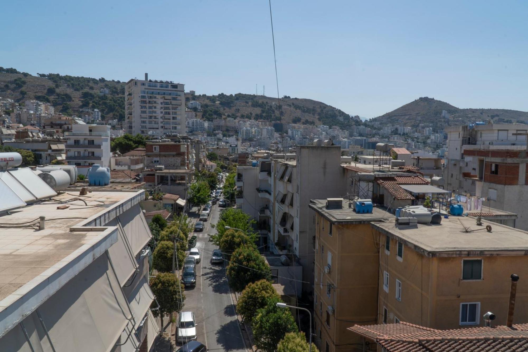 Center Sea View Sarandë Exterior foto